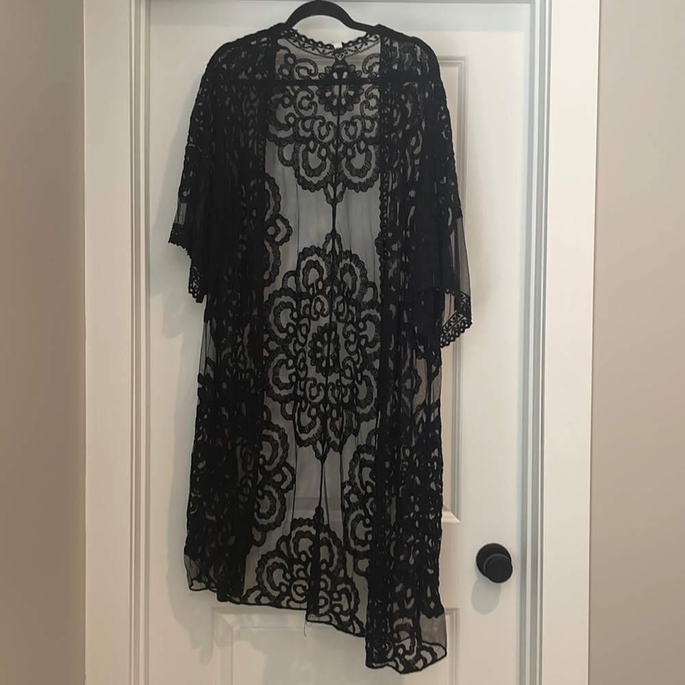 Windsor Floral Lace Kimono Coverup